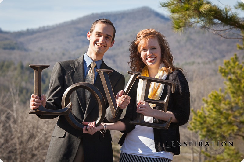 How Do I Conduct an Engagement Photoshoot?