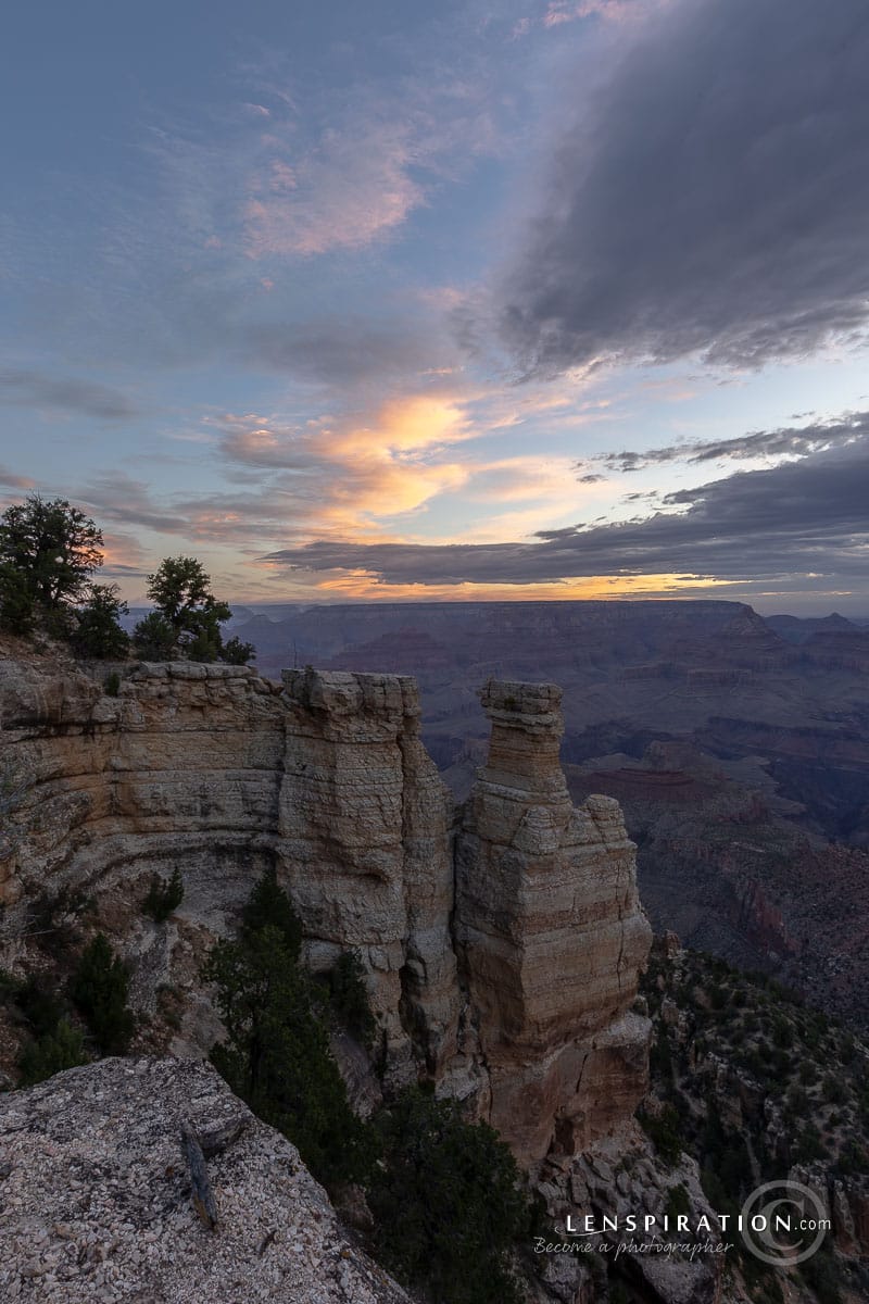 Looking north from an outcropping of rock below the Grandview Point Overlook parking lot
